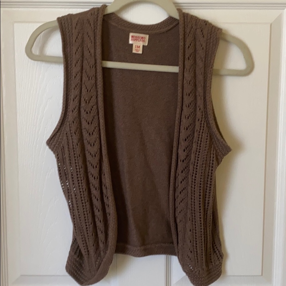 Sweater vest